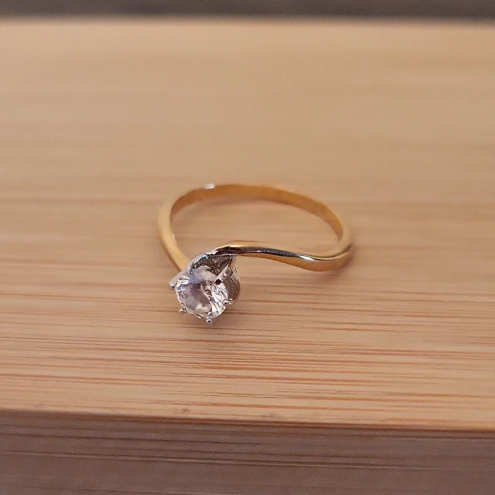 Vintage 18k Gold Plated Solitare CZ Ring